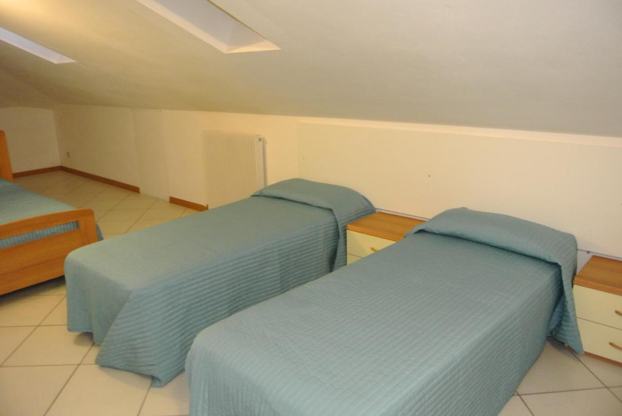 Condominio MARIA Lignano Sabbiadoro Exterior foto