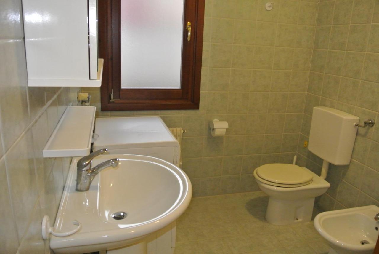 Condominio MARIA Lignano Sabbiadoro Exterior foto